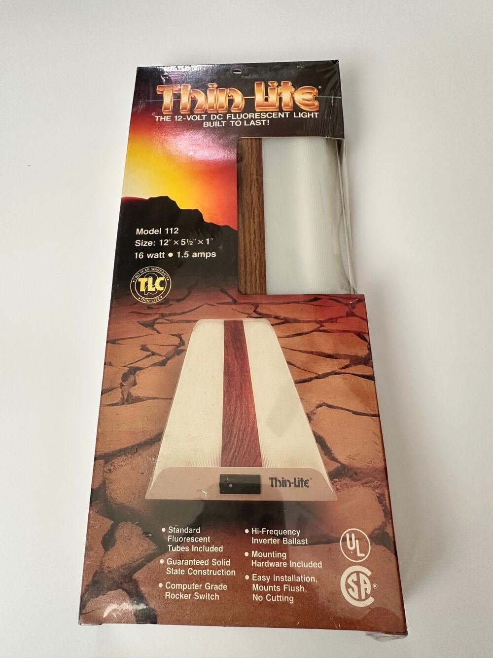 Thin Lite Model 112 Fluorescent Light, 12V, 16 watt, 1.5 amp, for RV's, Boats